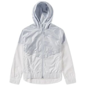 Nike Women’s Windrunner
